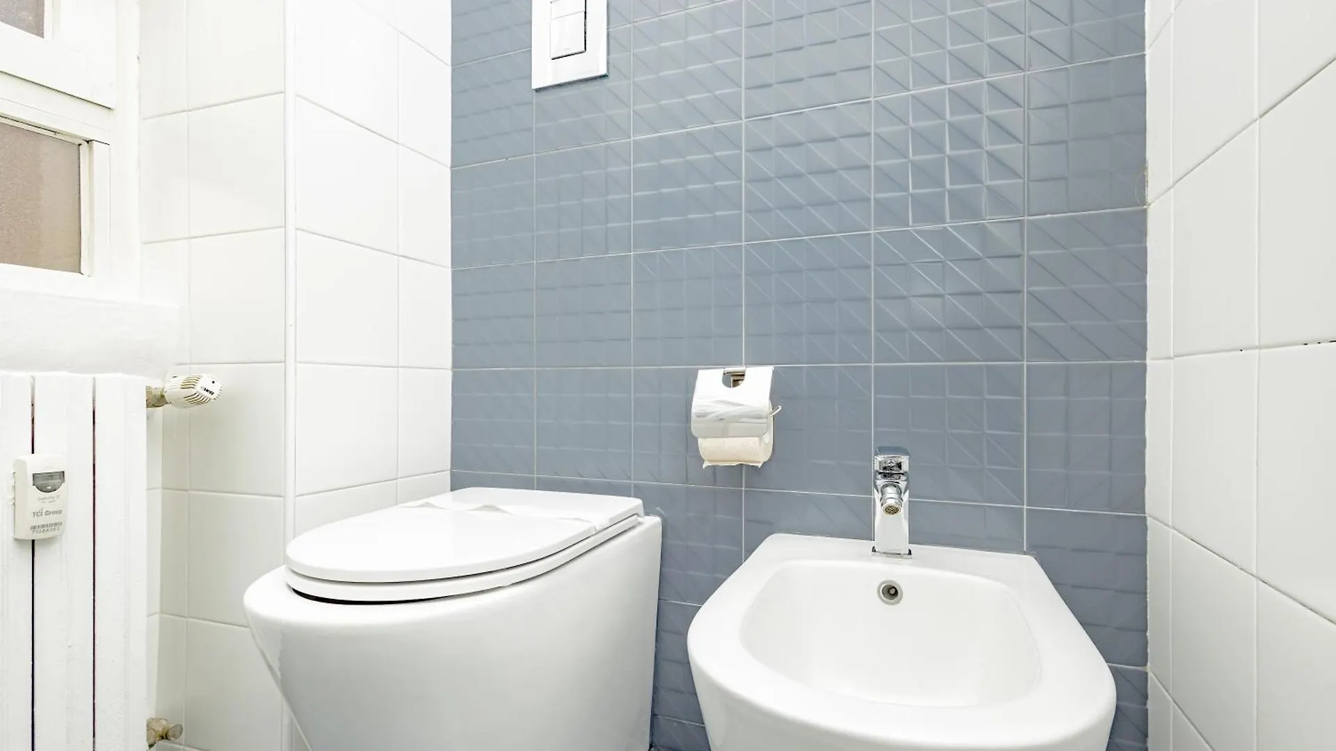 Xenia Apartments - Cozy Luminous Flat Near Navigli Milan