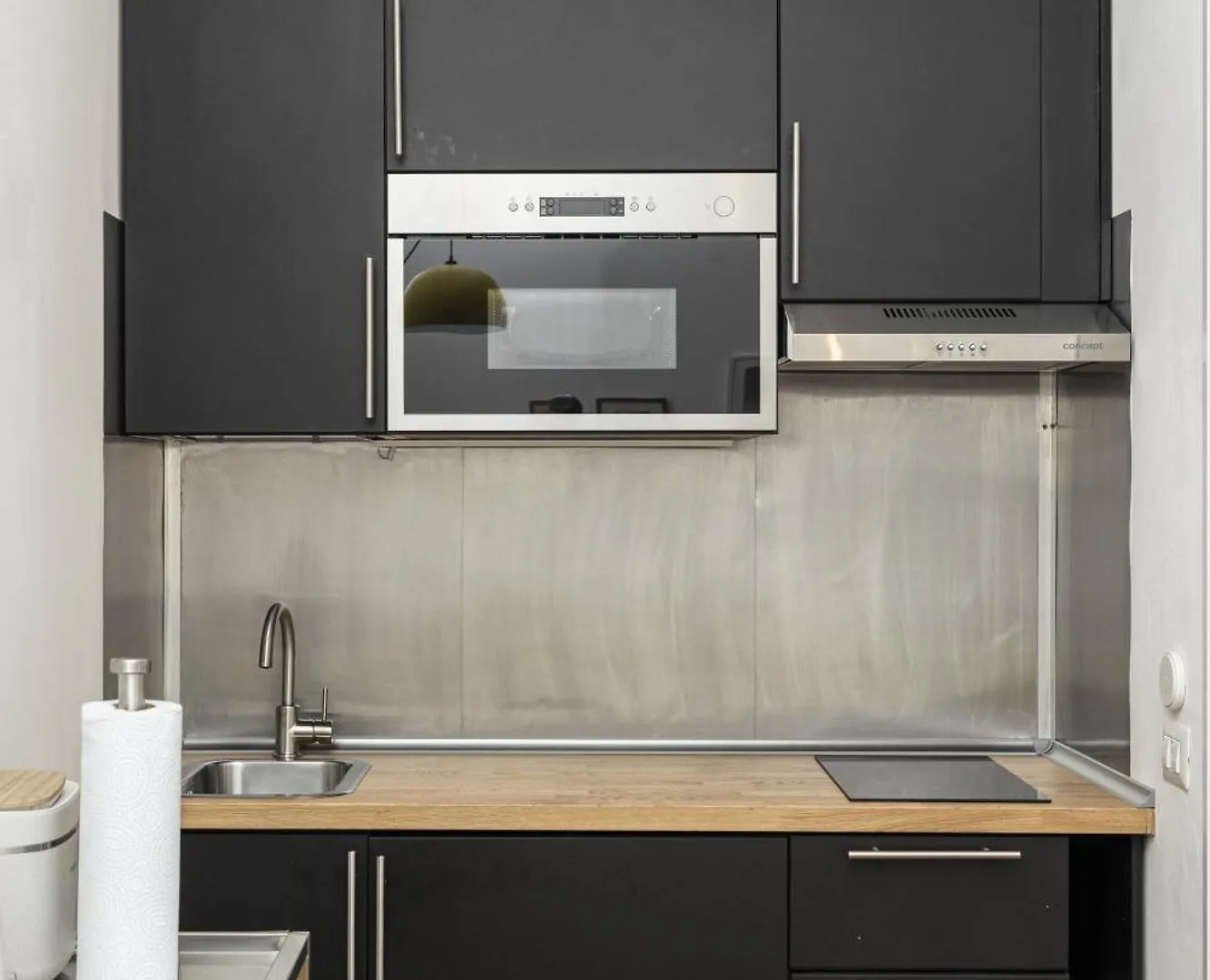 Xenia Apartments - Cozy Luminous Flat Near Navigli Milaan