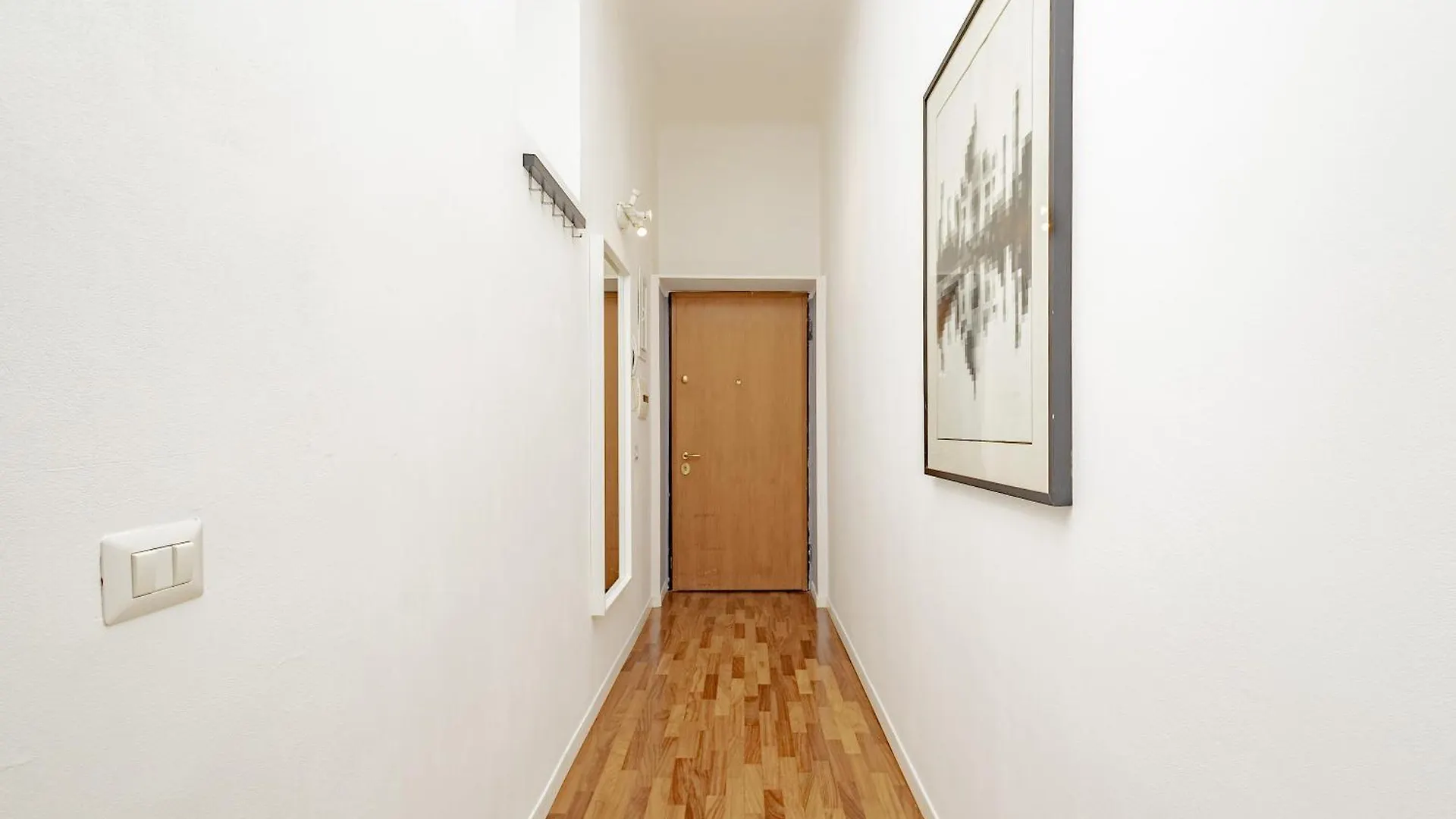 Xenia Apartments - Cozy Luminous Flat Near Navigli ميلان إيطاليا